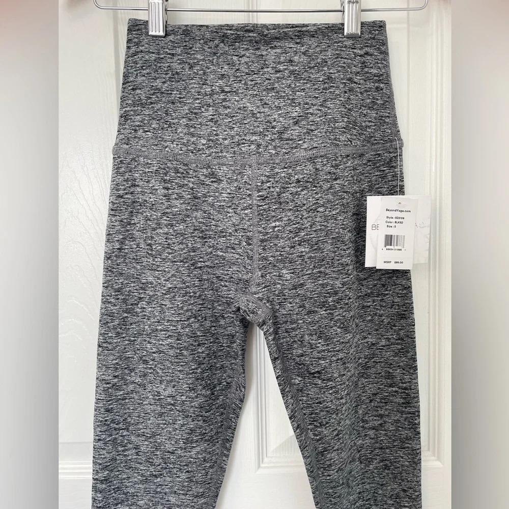Beyond Yoga capri (S) - Picture 4 of 13